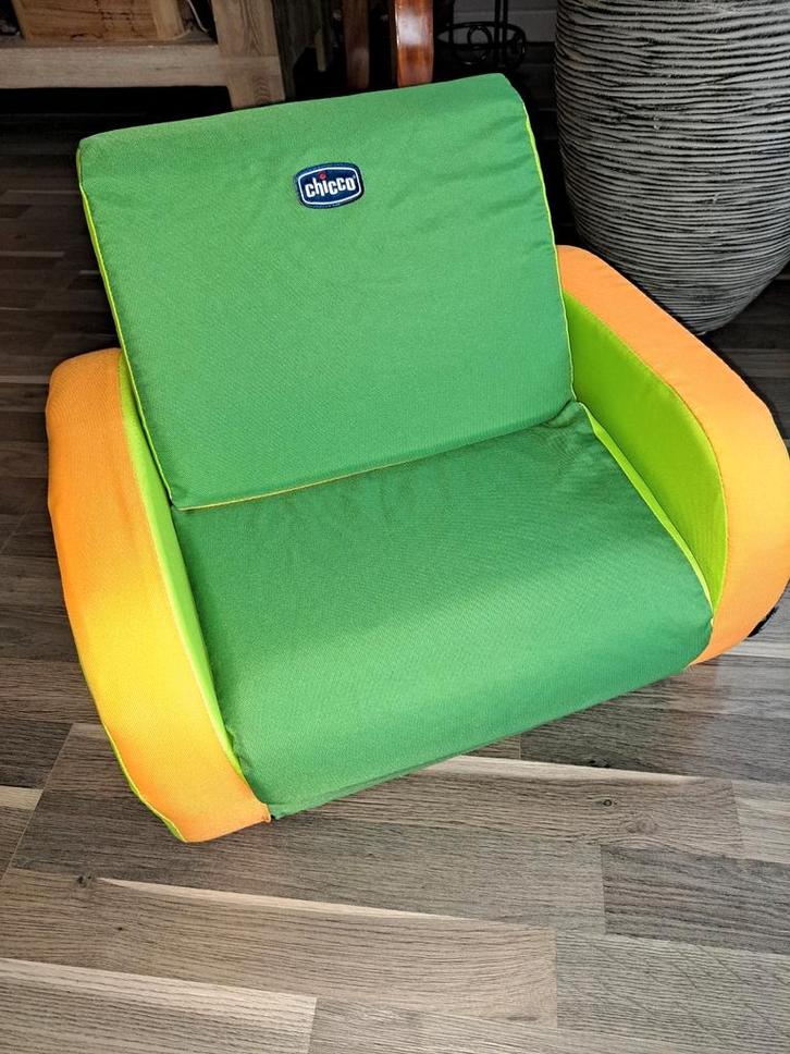 Chicco twist kinderzetel in groen/oranje, Kinderen en Baby's, Kinderkamer | Tafels en Stoelen, Zo goed als nieuw, Ophalen of Verzenden