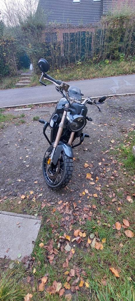 vend une moto zontes 125 g1 scrambler de 2022, Fietsen en Brommers, Brommers | Crossbrommers, Gebruikt, Ophalen
