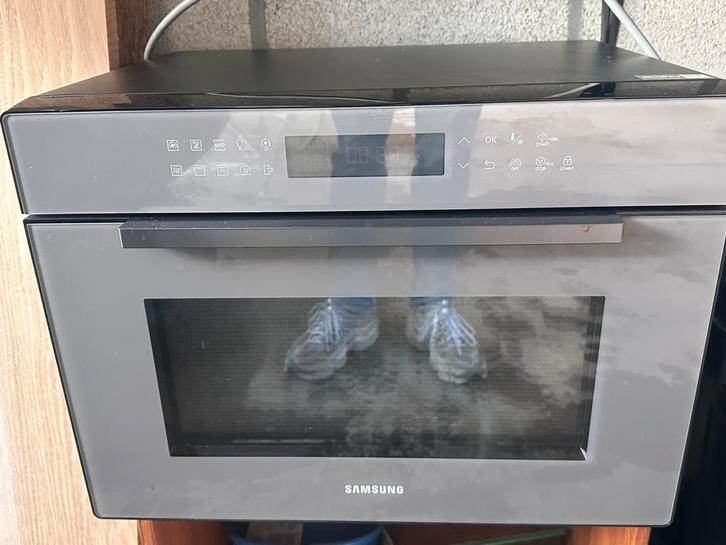Samsung Combimagnetron - Zo goed als nieuw!, Elektronische apparatuur, Ovens, Zo goed als nieuw, Grill, Hete lucht, Draaiplateau