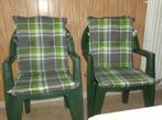 2 groene stoelen met dikke kussens, Tuin en Terras, Kunststof, Ophalen