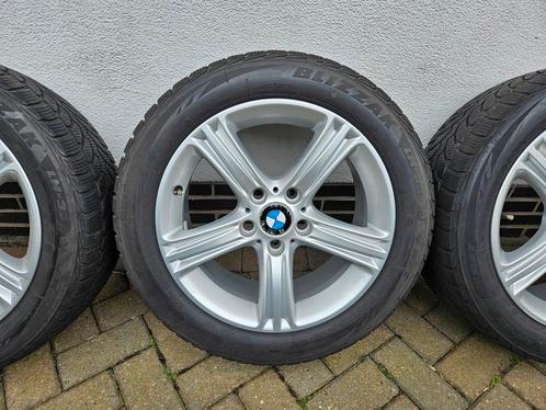 Jantes BMW 3 série f30, f31 avec pneus d'hiver, Autos : Pièces & Accessoires, Pneus & Jantes, Pneus et Jantes, Pneus hiver, 17 pouces