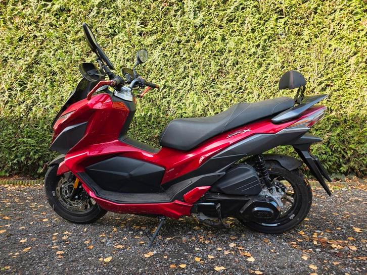 Sym Jet x125 cc te koop, Fietsen en Brommers, Scooters | SYM, Zo goed als nieuw, Benzine, Ophalen