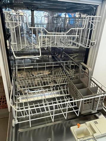 Vaarwasmachine Miele, Encastré, Enlèvement, Utilisé, 95 cm ou plus