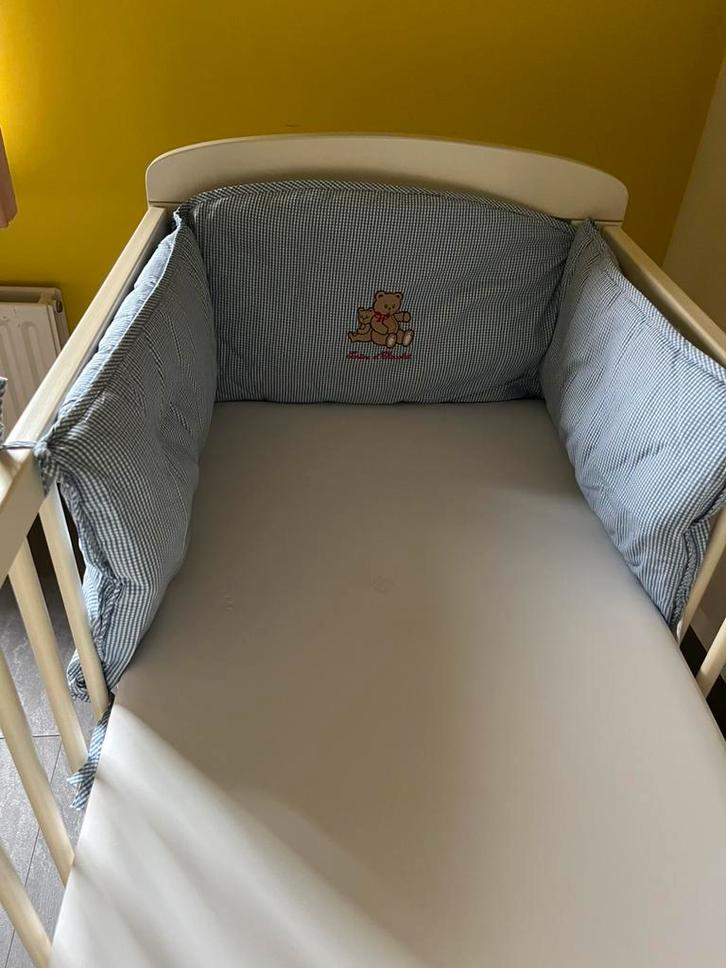 Babybedje Pericles + matras+2x aeroskeep + beschermer, Kinderen en Baby's, Babyparken, Gebruikt, Rechthoekig, In hoogte verstelbaar