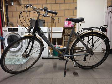 damesfiets venturelli volledig in orde beschikbaar voor biedingen