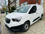 OPEL COMBO 1.5TD CHÂSSIS LONG 24000KM 2022 19.500€, Autos, Camionnettes & Utilitaires, Opel, Tissu, Achat, 3 places