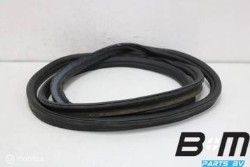 Achterkleprubber VW Golf 7 5G6827705D beschikbaar voor biedingen