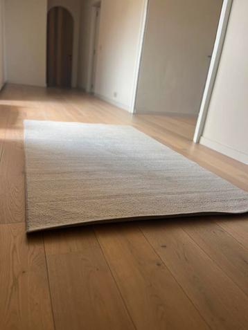 tapijt 2 m * 1,20 beschikbaar voor biedingen