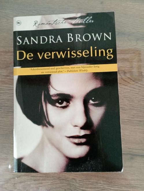 De verwisseling - Sandra Brown (thriller ****), Boeken, Thrillers, Gelezen, Ophalen