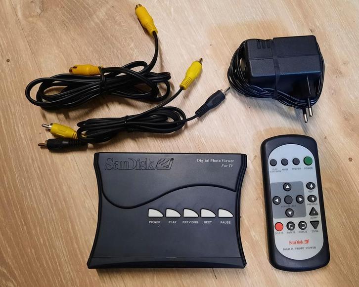 SanDisk SDV1-R TV-fotokaartlezer, Audio, Tv en Foto, Mediaspelers, Ophalen of Verzenden
