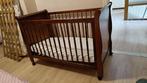 Wit metalen en bruin houten kinderbedje vanaf 20 euro, Kinderen en Baby's, Kinderkamer | Bedden, Ophalen, Gebruikt