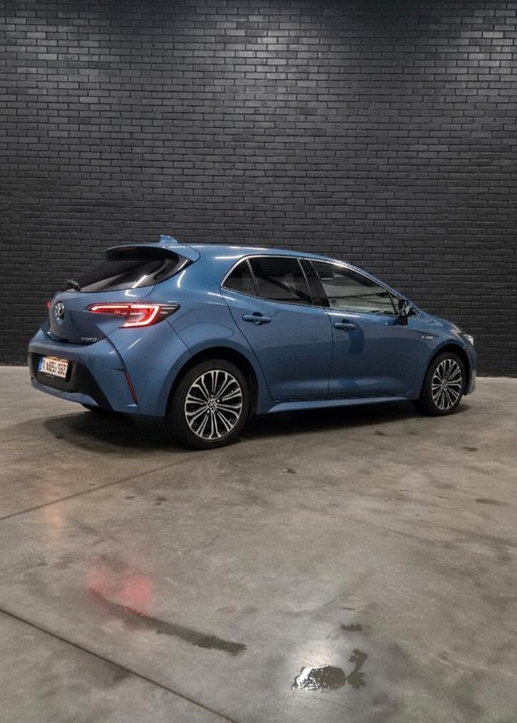 TOYOTA COROLLA HYBRIDE[ BENZINE/ELECTRO], Auto's, Toyota, Bedrijf, Te koop, Corolla, Hybride Elektrisch/Benzine, Euro 6, Automaat