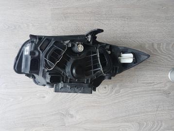  BMW E87 koplamp rechts ref 63126924486 beschikbaar voor biedingen