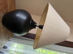 Sfeervolle lamp met charmante bijzettafels, Ophalen, Gebruikt, Hout, Minder dan 50 cm