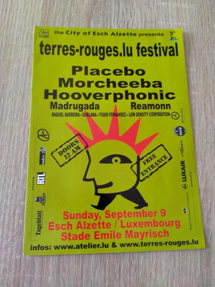 Programme festival Terres-Rouges (2001), Collections, Musique, Artistes & Célébrités, Comme neuf, Livre, Revue ou Article, Enlèvement