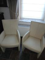 Echte lederen zeteltjes op wieltjes. Kleur ecru., Huis en Inrichting, Fauteuils, Ophalen, Zo goed als nieuw