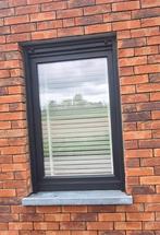 2 fenêtre PVC Avec volet RAL 9005, Bricolage & Construction, Vitres, Châssis & Fenêtres, Comme neuf, Enlèvement ou Envoi