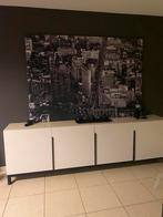 Salle à manger  blanche dressoir plus  table, Maison & Meubles, Armoires | Dressoirs, Enlèvement, Comme neuf