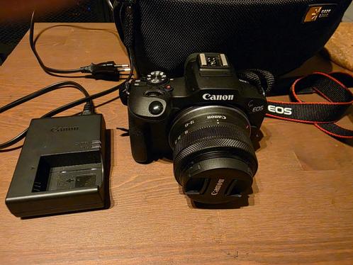 Canon EOS R100 + Canon RF-S 18-45mm f/4.5-6.3 IS STM + Tas, Audio, Tv en Foto, Fotocamera's Digitaal, Zo goed als nieuw, Compact