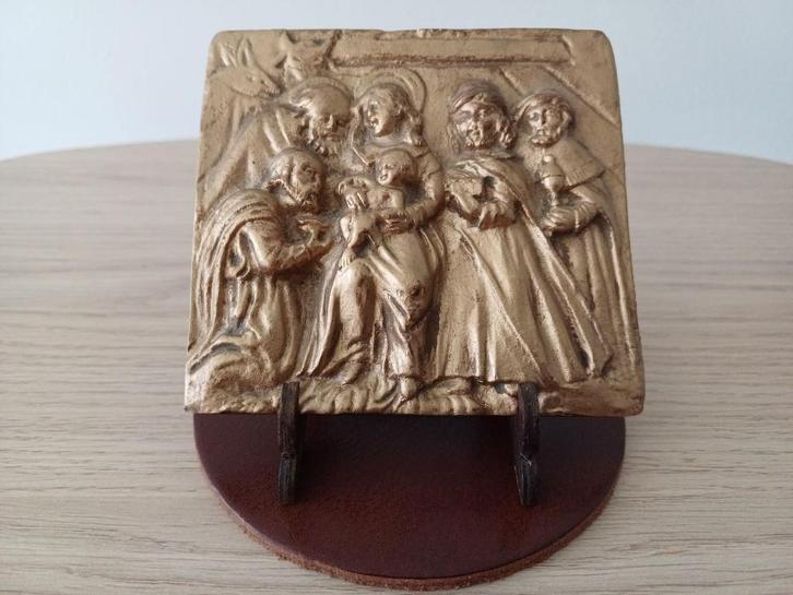 Bas-reliëf Aanbidding der Wijzen, Antiek en Kunst, Antiek | Religieuze voorwerpen, Ophalen of Verzenden