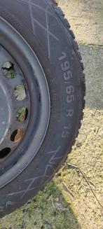 195 65 R15 - 4 pneus hiver sur jantes opel, Comme neuf