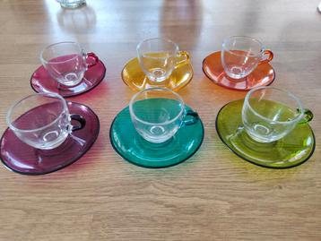 6 veelkleurige espressokopjes en -schotels - Kasanova beschikbaar voor biedingen