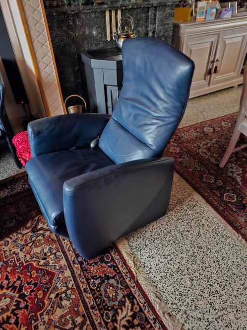 fauteuil Jori met rug steun pomp,in perfecte staat., Huis en Inrichting, Fauteuils, Zo goed als nieuw, Leer, Ophalen of Verzenden
