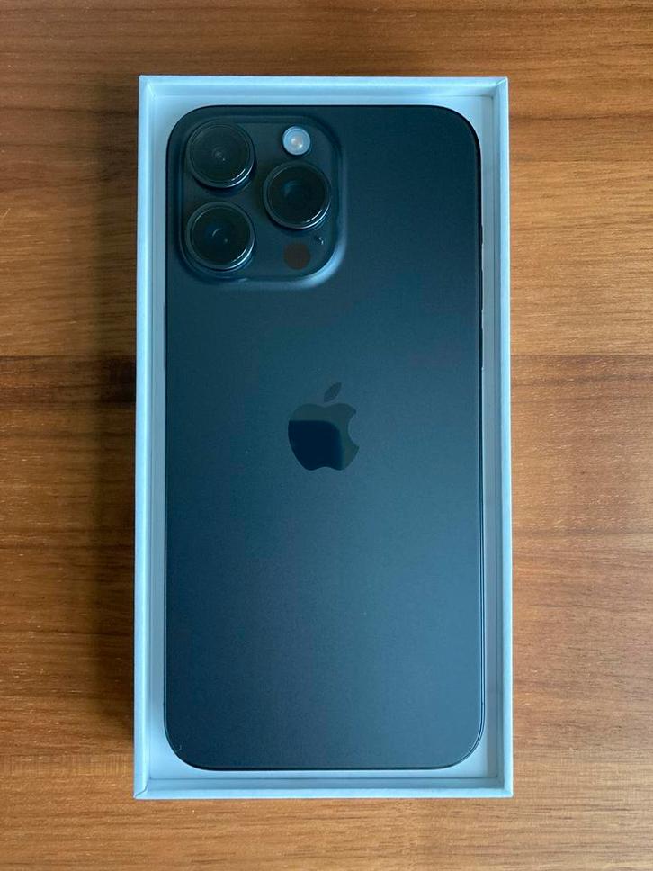 iPhone 15 Pro Max | 512 GB | Nieuwstaat | Black Titanium, Telecommunicatie, Mobiele telefoons | Apple iPhone, Zo goed als nieuw