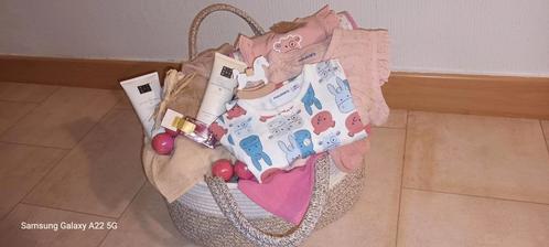 Coffret cadeau pour mère et bébé, Enfants & Bébés, Cadeaux d'accouchement & Assiettes de naissance, Comme neuf, Enlèvement ou Envoi