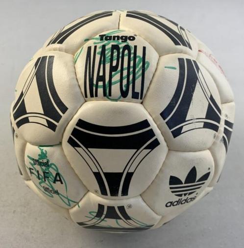 Ballon de football vintage Adidas Tango Napoli officiel de l, Collections, Articles de Sport & Football, Utilisé, Envoi