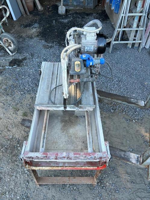 Steen tafelzaag, Doe-het-zelf en Bouw, Gereedschap | Zaagmachines, Gebruikt, Cirkelzaag, 1200 watt of meer, 70 mm of meer, Ophalen