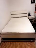 Bed, Huis en Inrichting, Slaapkamer | Bedden, Ophalen, Gebruikt, Wit, 140 cm
