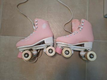 Rolschaatsen Roze maat 35 beschikbaar voor biedingen