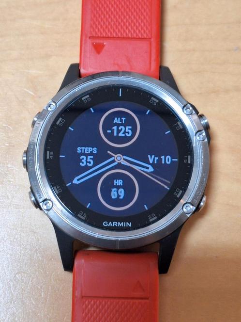 Garmin Fenix 5 Plus (GPSinruil nr 4160502), Bijoux, Sacs & Beauté, Montres de sport, Comme neuf, Enlèvement ou Envoi