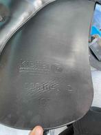 Selle et plusieurs accessoires équitation, Animaux & Accessoires, Chevaux & Poneys | Selles, Enlèvement, Dressage