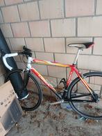 Race fiets,  Orbea . Kleur rood , geel, Fietsen en Brommers, Fietsen | Racefietsen, Ophalen, Carbon