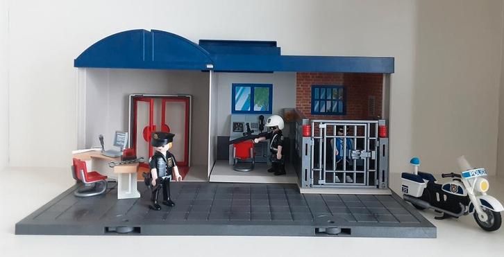 PLaymobil meeneem politiekantoor met motor - compleet, Kinderen en Baby's, Speelgoed | Playmobil, Zo goed als nieuw, Complete set