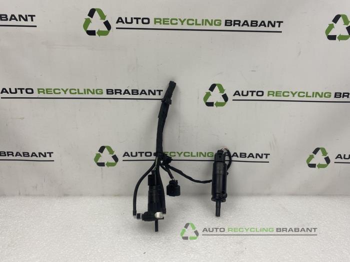 Pompe lave-glace avant d'un Volkswagen Polo, -, 3 mois de garantie, Utilisé, -