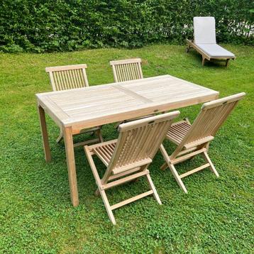 Teck, modèle expo, table 160*80 + 4 chaises beschikbaar voor biedingen