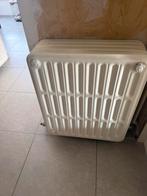 3 oude werkende radiatoren, Doe-het-zelf en Bouw, Verwarming en Radiatoren, Ophalen, Gebruikt, Radiator