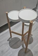 Een kast voor boeken en planten.”, Huis en Inrichting, Kasten | Dressoirs, Ophalen, Zo goed als nieuw