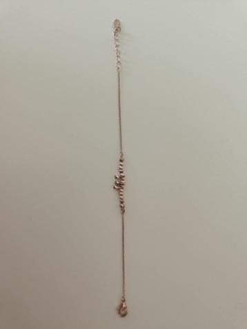 armbandje roos-goud beschikbaar voor biedingen