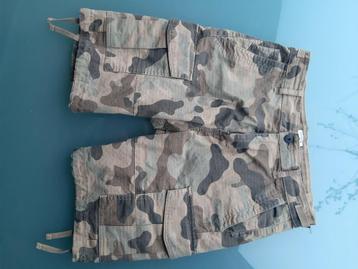 camouflageprint cargo short XS 