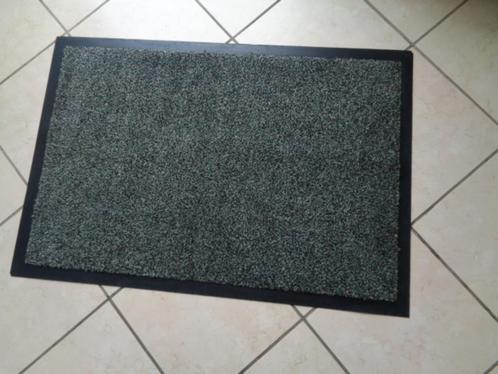 Petit tapis carpette chiné antidérapant. 90 X 60 cm, Huis en Inrichting, Stoffering | Tapijten en Vloerkleden, Gebruikt, Overige kleuren