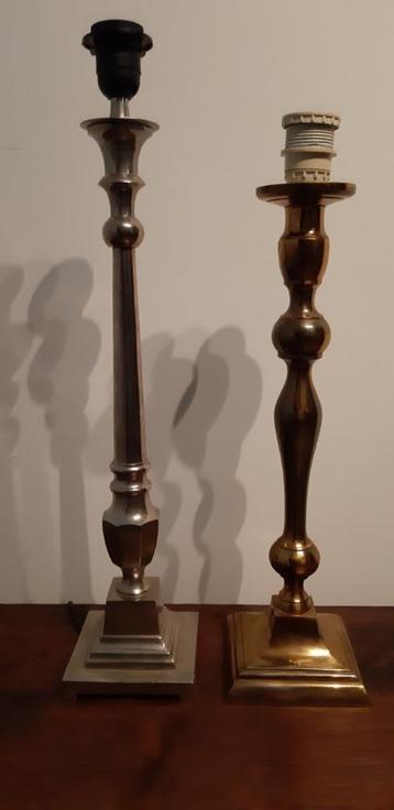 2 Kandelaars.  beschikbaar voor biedingen