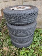 Mercedes Pneus 215 65 15, Auto-onderdelen, Banden en Velgen, Ophalen