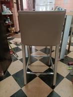 Table cuisine+ 3 chaises tabourets "okay", Enlèvement, Utilisé