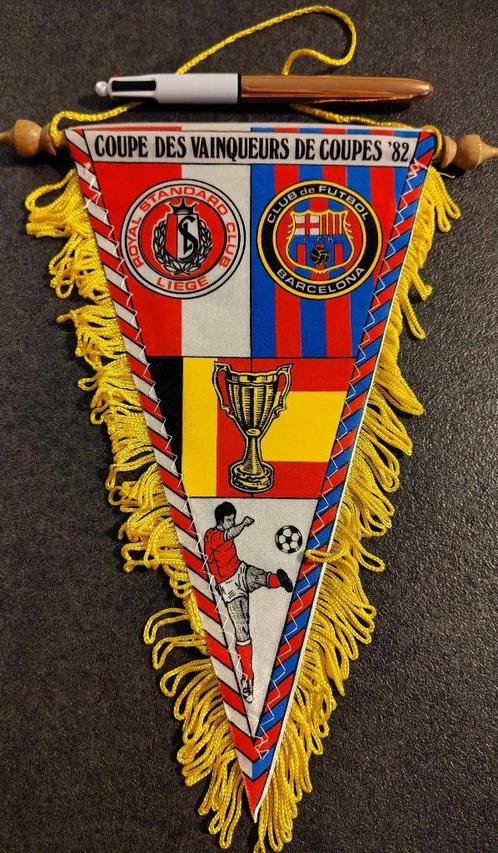 Standard Luik Standard de Liège - Barcelona 1982 finale, Verzamelen, Sportartikelen en Voetbal, Zo goed als nieuw, Vaantje of Sjaal
