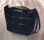 Marineblauwe leren handtas of schoudertas, Handtassen en Accessoires, Tassen | Damestassen, Ophalen of Verzenden, Nieuw, Blauw