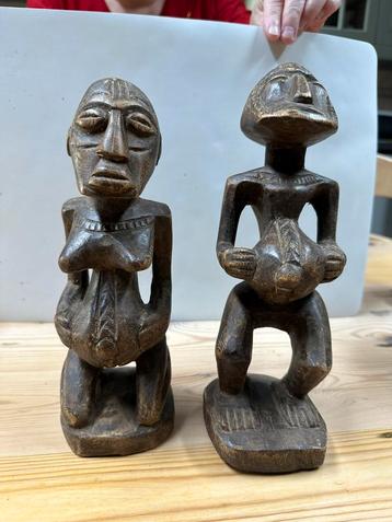 LOT DE SIX STATUETTES AFRICAINE  beschikbaar voor biedingen